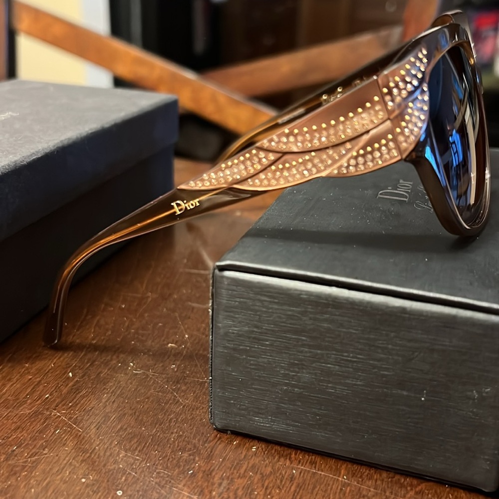 Dior Grand Bal Sunglasses - Picture 4 of 7